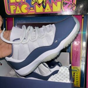 Jordan Women's Sneakers in White and Blue